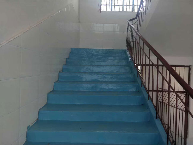 湖北青少年特训学校教学楼楼梯