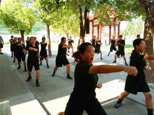 叛逆孩子学校开设军体拳训练课程(图1)