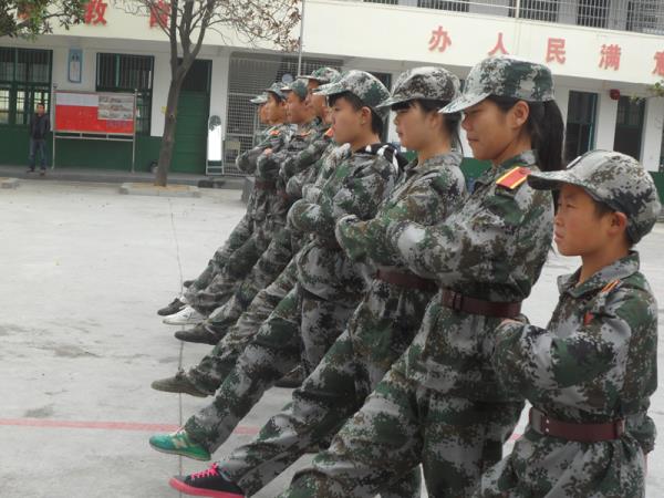 问题青少年教育学校军训课程