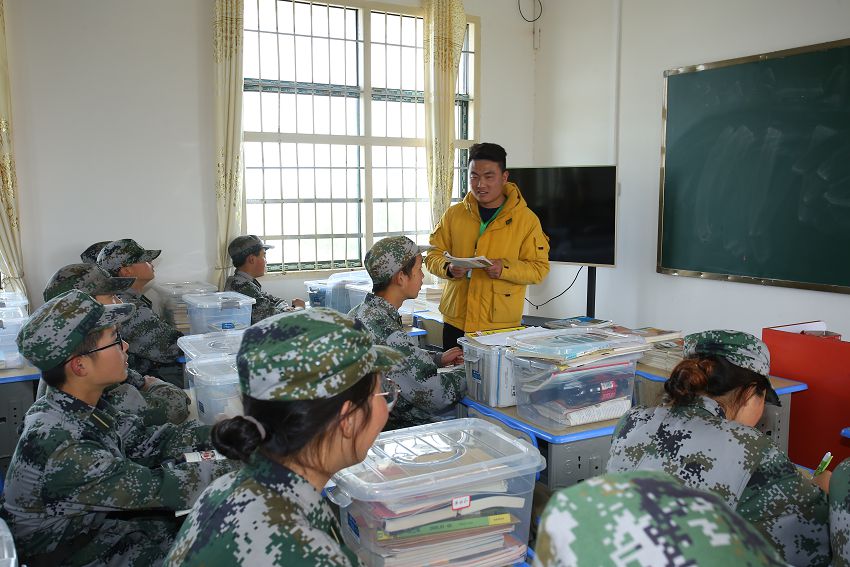 正苗启德青少年特训学校文化课